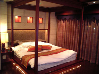 新居浜市/TRIP&TRIP (トリップ＆トリップ)/703号室“バリ”/ベッド