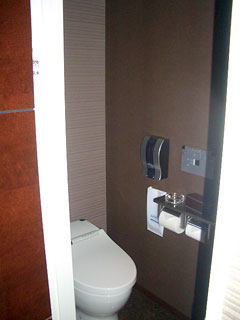 西条市/LYGENSEA （ホテル リージェンシー）/35号室“Webing-Luxe”/トイレ